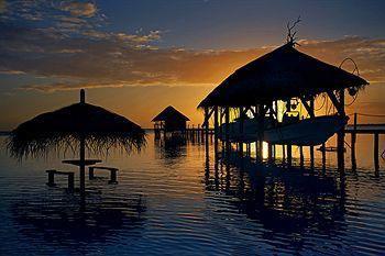 Havaiki Pearl Lodge Fakarava Exteriör bild
